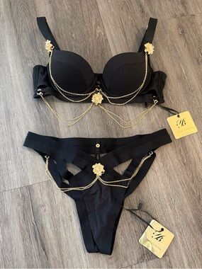 NWT set Honey Birdette Roneet